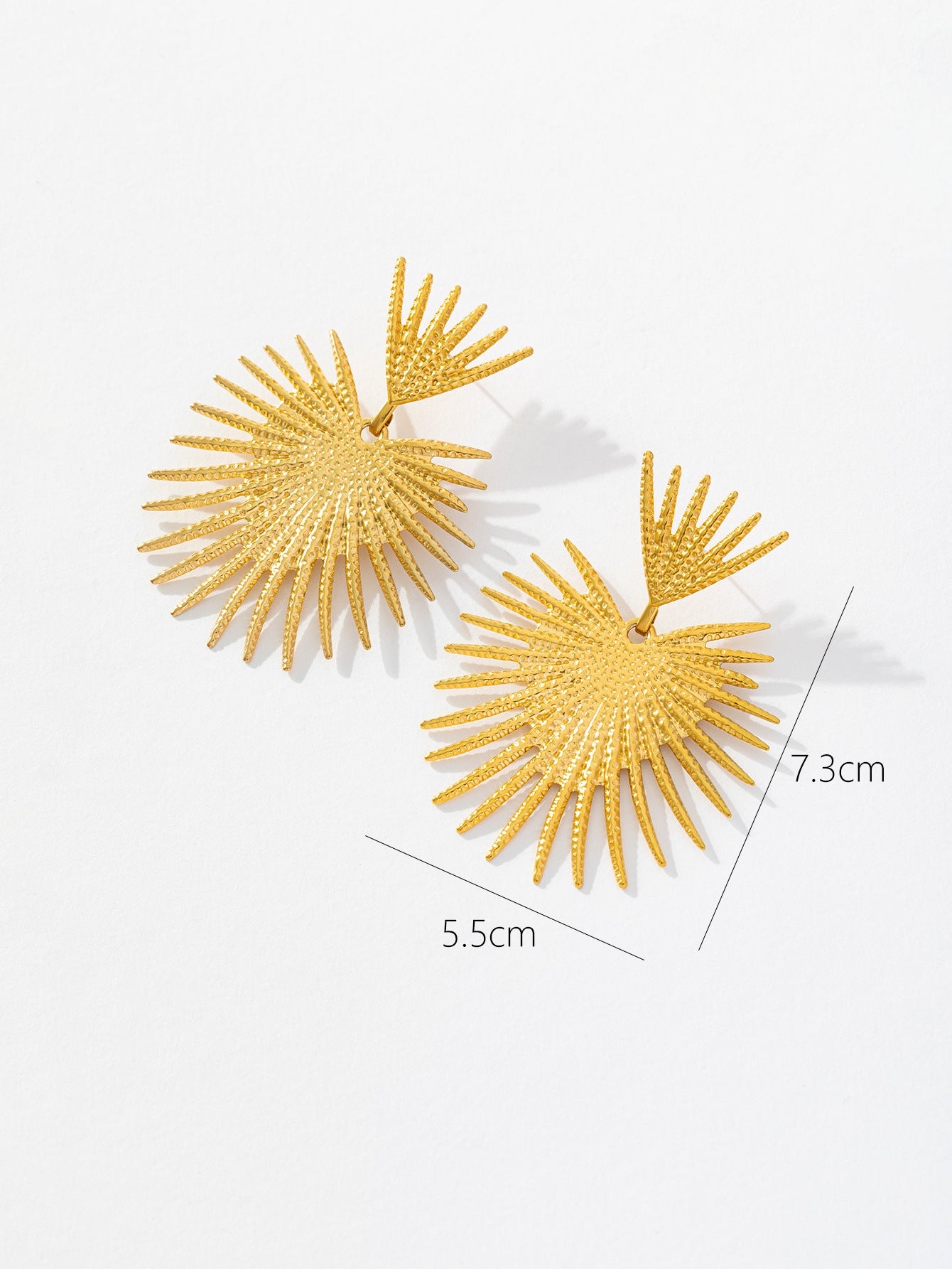 1 Pair Classic Leaf Dragonfly 18K Gold Plated Stainless Steel Hoop Earrings