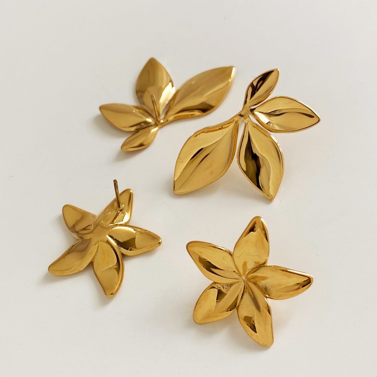 1 Pair Modern Leaf Flower Design 16K Gold & White Gold Plated Stainless Steel Earrings