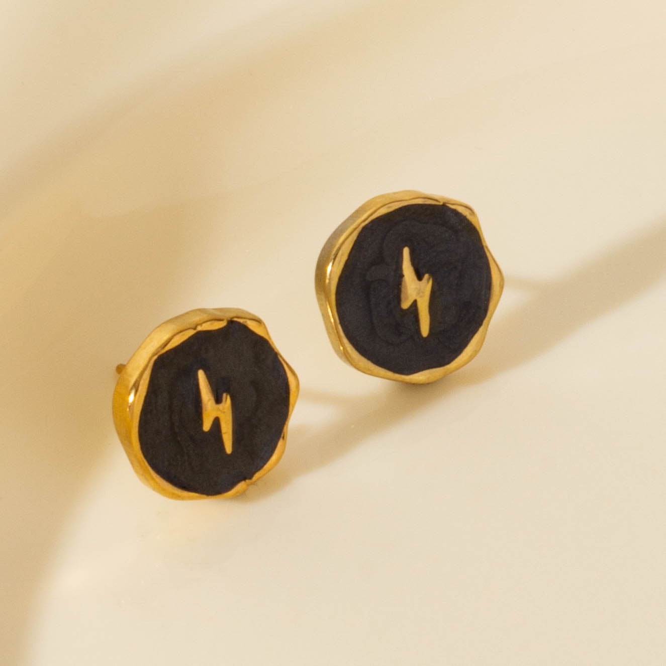 Elegant Lightning Bolt 18k Gold Plated Stainless Steel Ear Studs