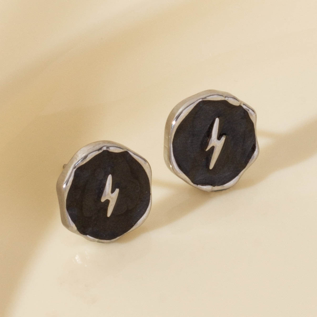 Elegant Lightning Bolt 18k Gold Plated Stainless Steel Ear Studs