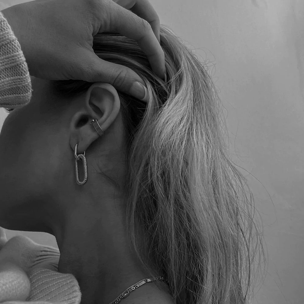 1 Pair Vintage Oval Stainless Steel Chain Drop Earrings