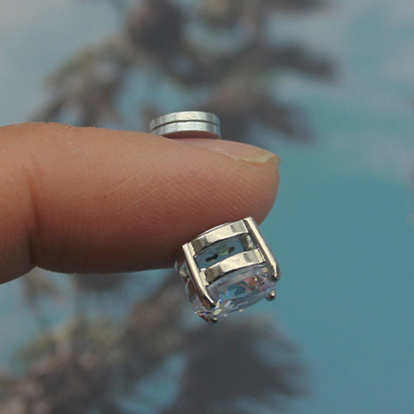 Retro Round Zircon Stainless Steel Clip-On Earrings for Men