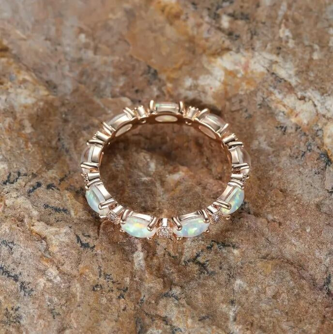 Glam French Style Alloy Gemstone Women's Wedding Ring with White Fire Opal Stacking Design