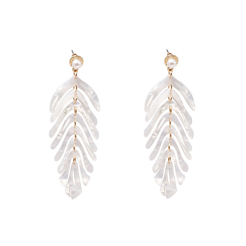 Women's Retro Leaf Acrylic Resin Earrings - Minimalist Luxury Style