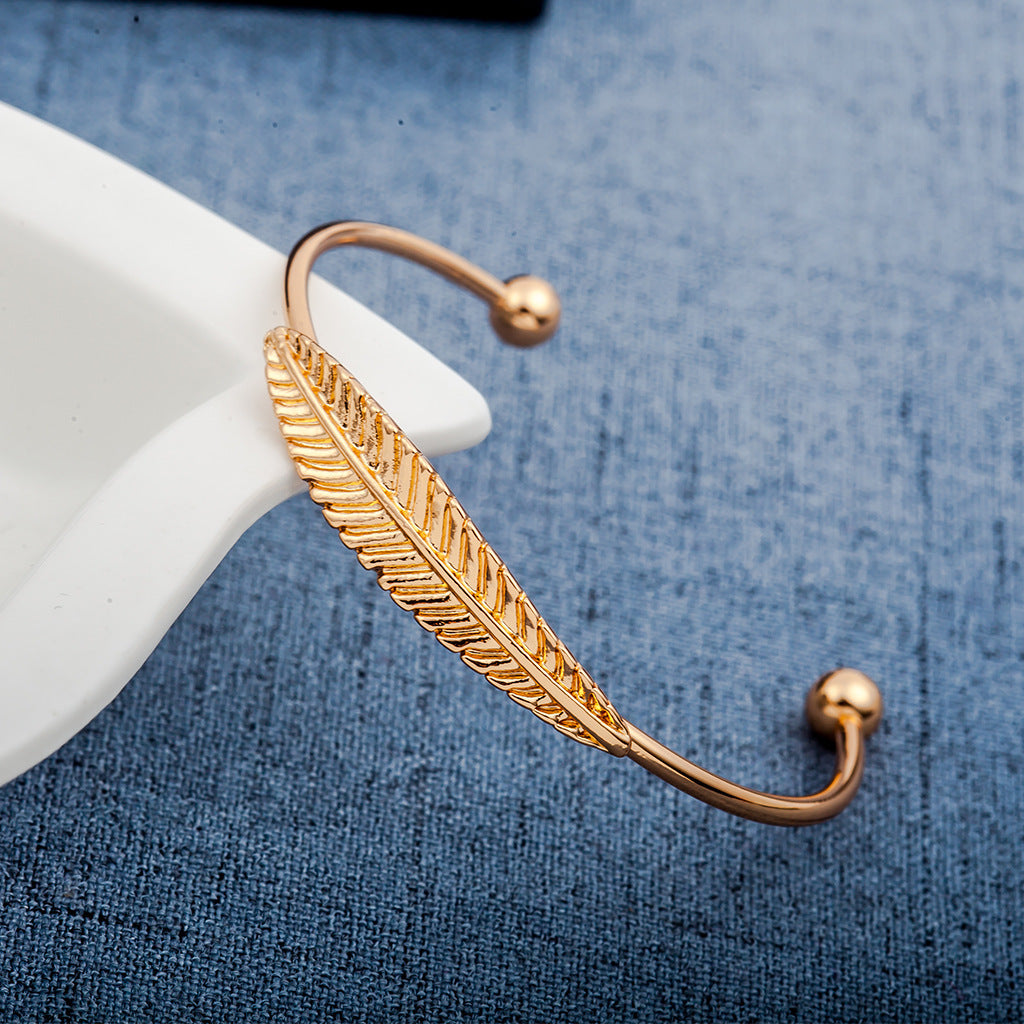 Fashion Leaf Open Cuff Bracelet