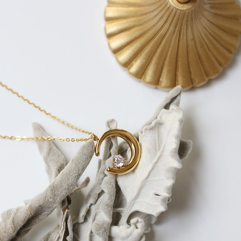 Elegant Crescent Moon Zircon Pendant Necklace in Titanium Steel