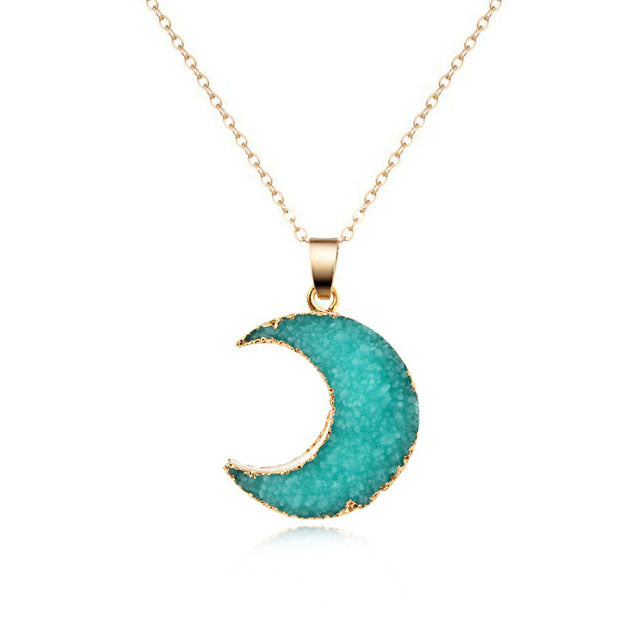 Women's Fashion Moon Pendant Necklace with Natural Stone Imitation