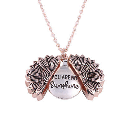 Retro Creative Necklace Personality Hip-hop Openable Sunflower Pendant Necklace