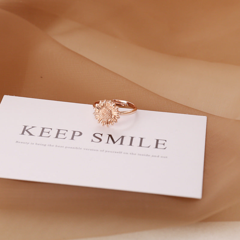 Fashion Double-Sided Engraved Sunflower Pendant Necklace