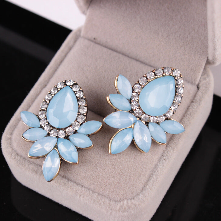 1 Pair Fashion Leaf Water Droplets Black Flower Crystal Inlay Alloy Stud Earrings for Women