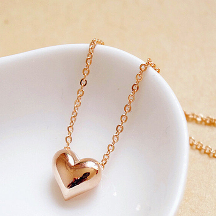 Korean Style Elegant Gold Heart Pendant Necklace Clavicle Chain for Women
