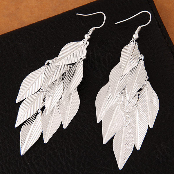 New Fashion Leaf Tassel Earrings for Women
