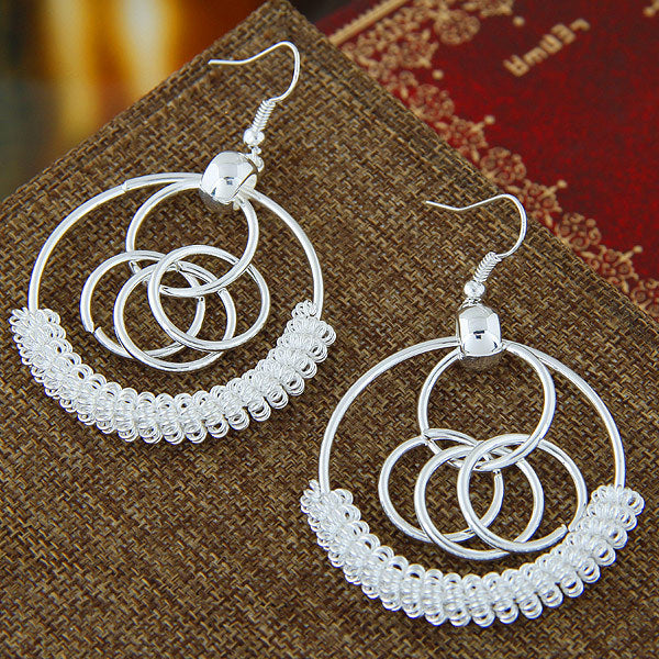 New Fashion Leaf Tassel Earrings for Women