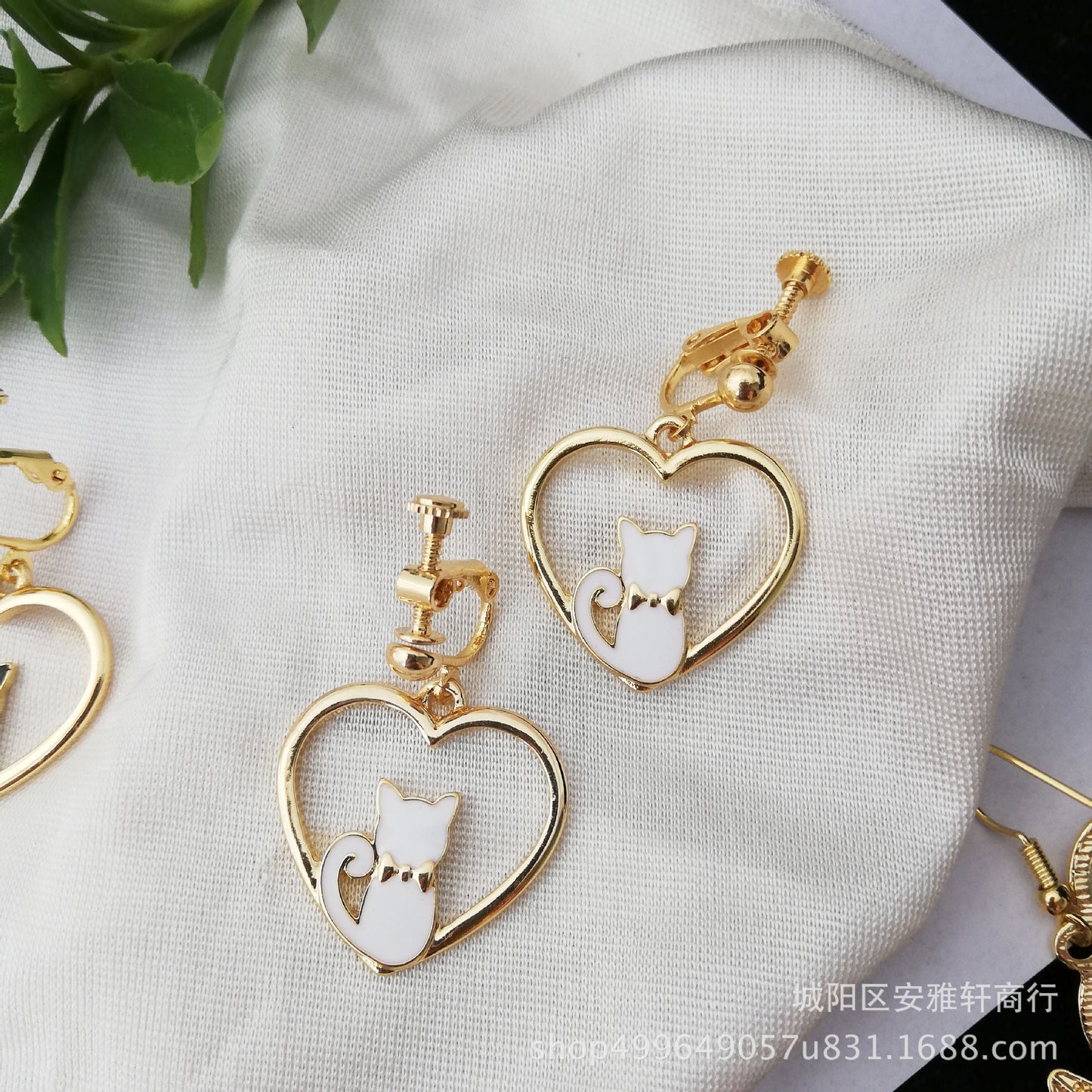 Cute Heart Shaped Cat Enamel Drop Earrings for Women