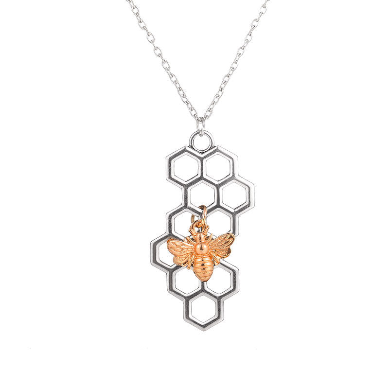 Honeycomb Pendant Bee Necklace - Fashion Simple Insect Jewelry for Women