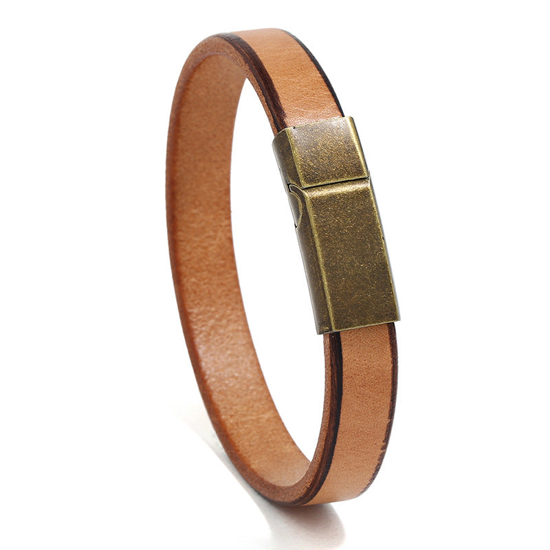 Retro Minimalist Leather Bracelet with Custom Engraving