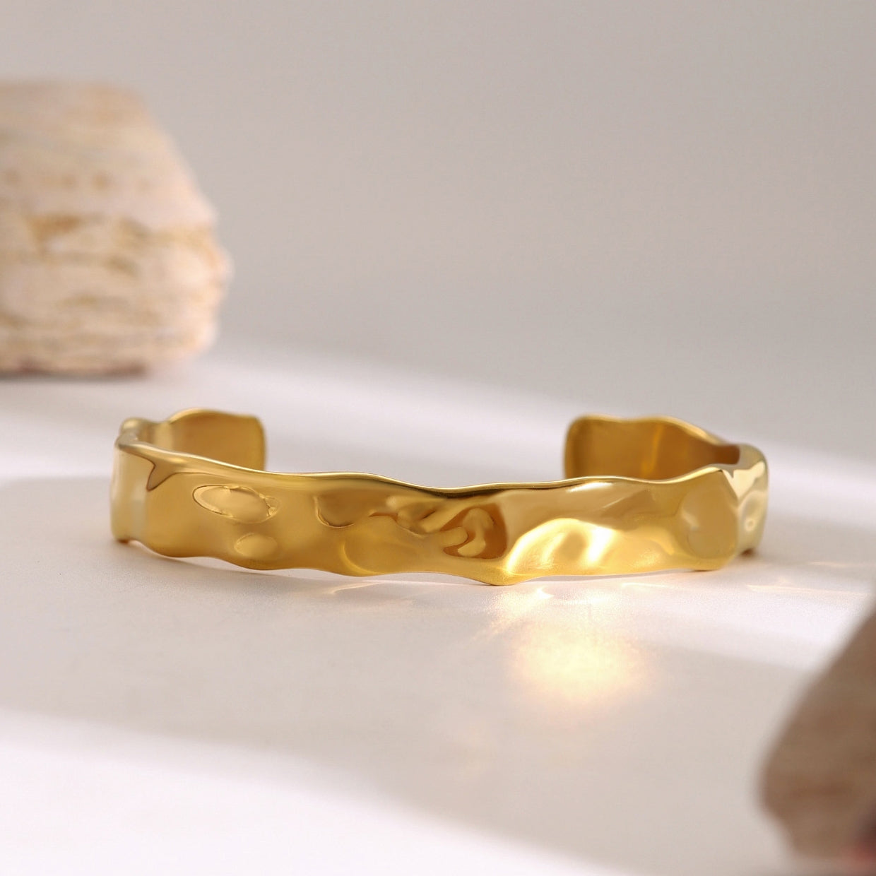 18K Gold Plated Stainless Steel Wave Hammer Pattern Bangle Bracelet