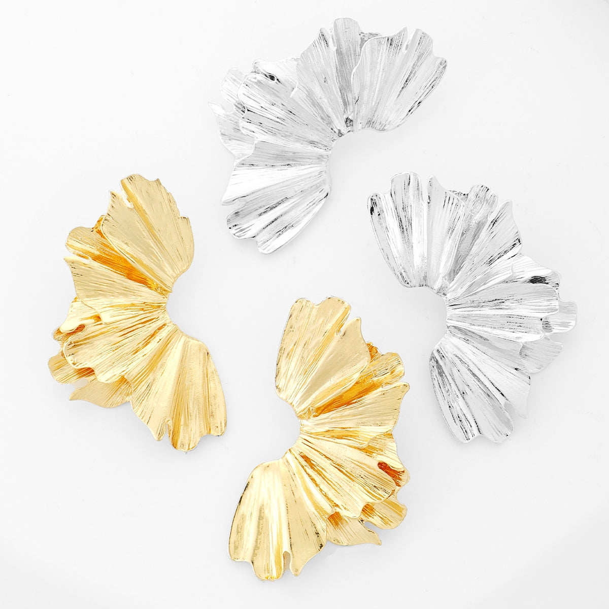 Exaggerated Irregular Alloy Plated Women's Earrings - Artistic Retro Pleated Design