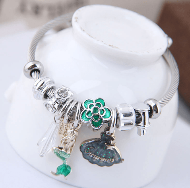 Fashion Adjustable Crystal Pendant Bangle Bracelet