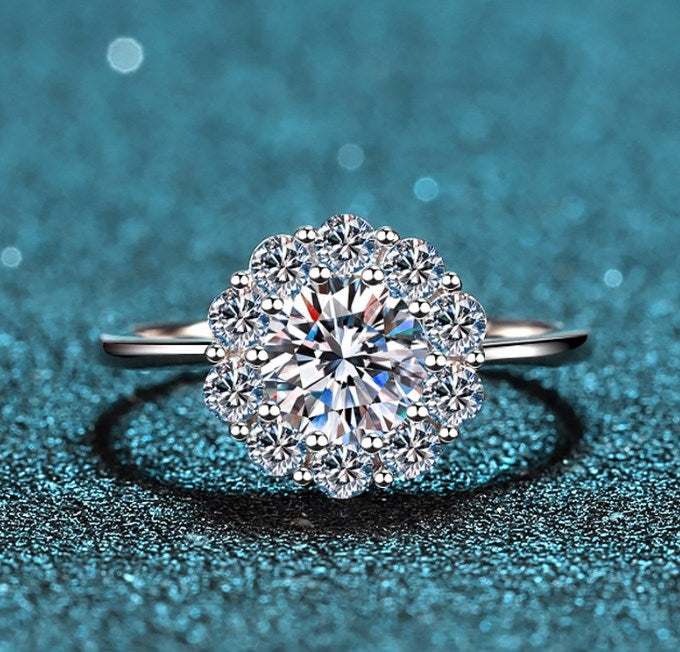Luxurious 1 Carat Moissanite Sterling Silver Engagement Ring