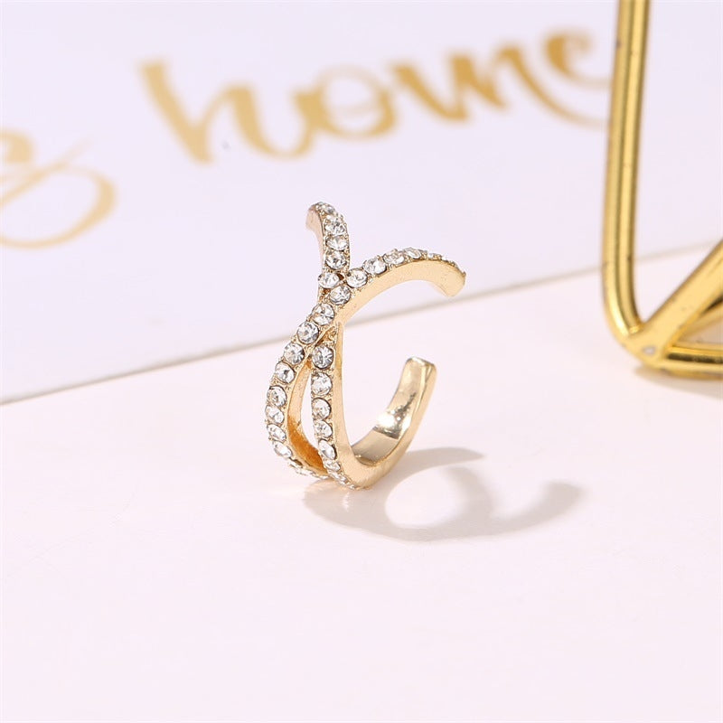Cross U-Shaped Ear Cuff with Retro Diamond Design - Single Clip-On Earring