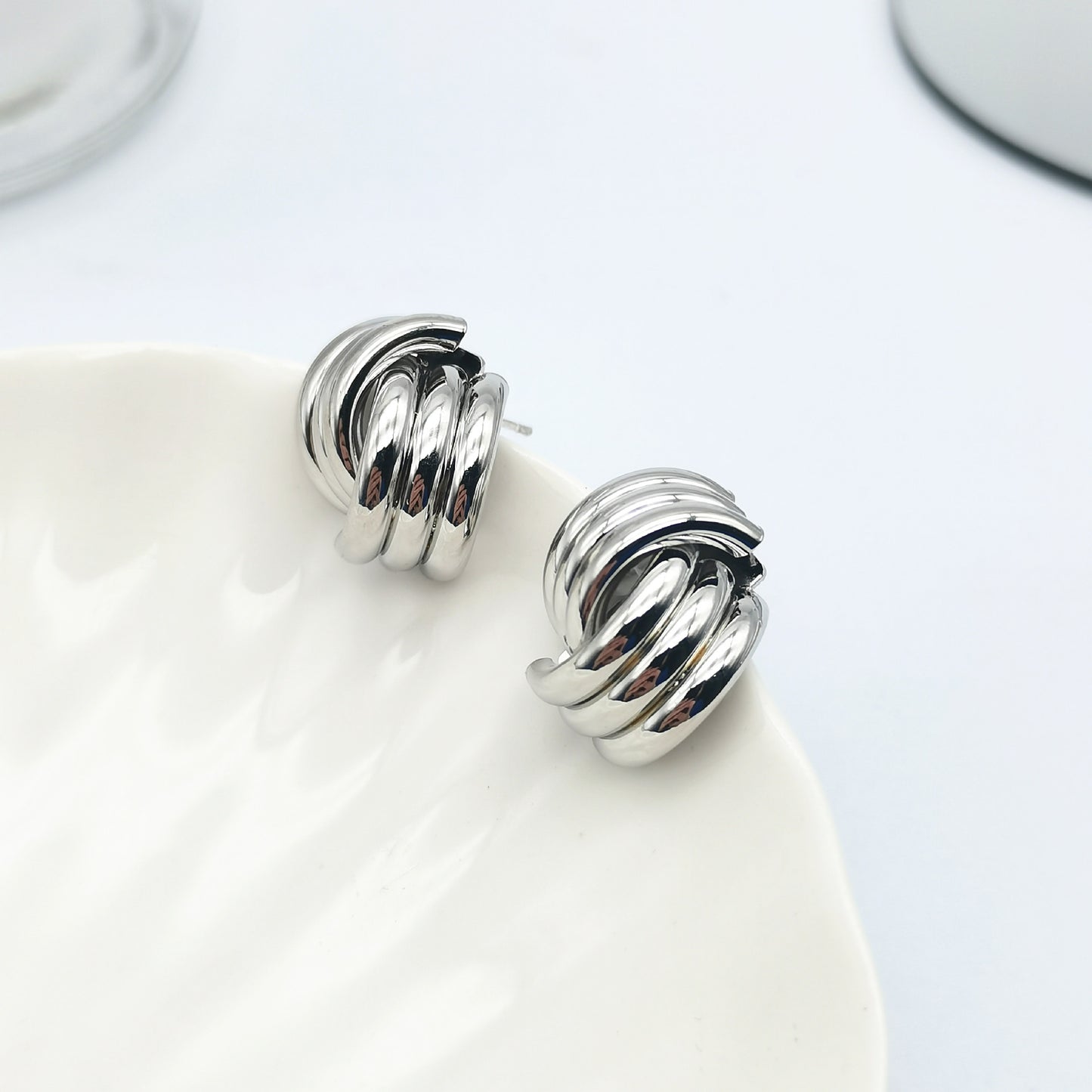Simple Geometric Twist Cross Metal Earrings