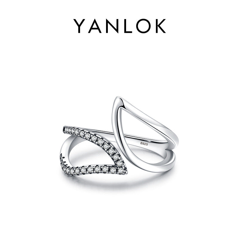 Retro Luxurious Leaf Design Sterling Silver Zircon Inlay Ring