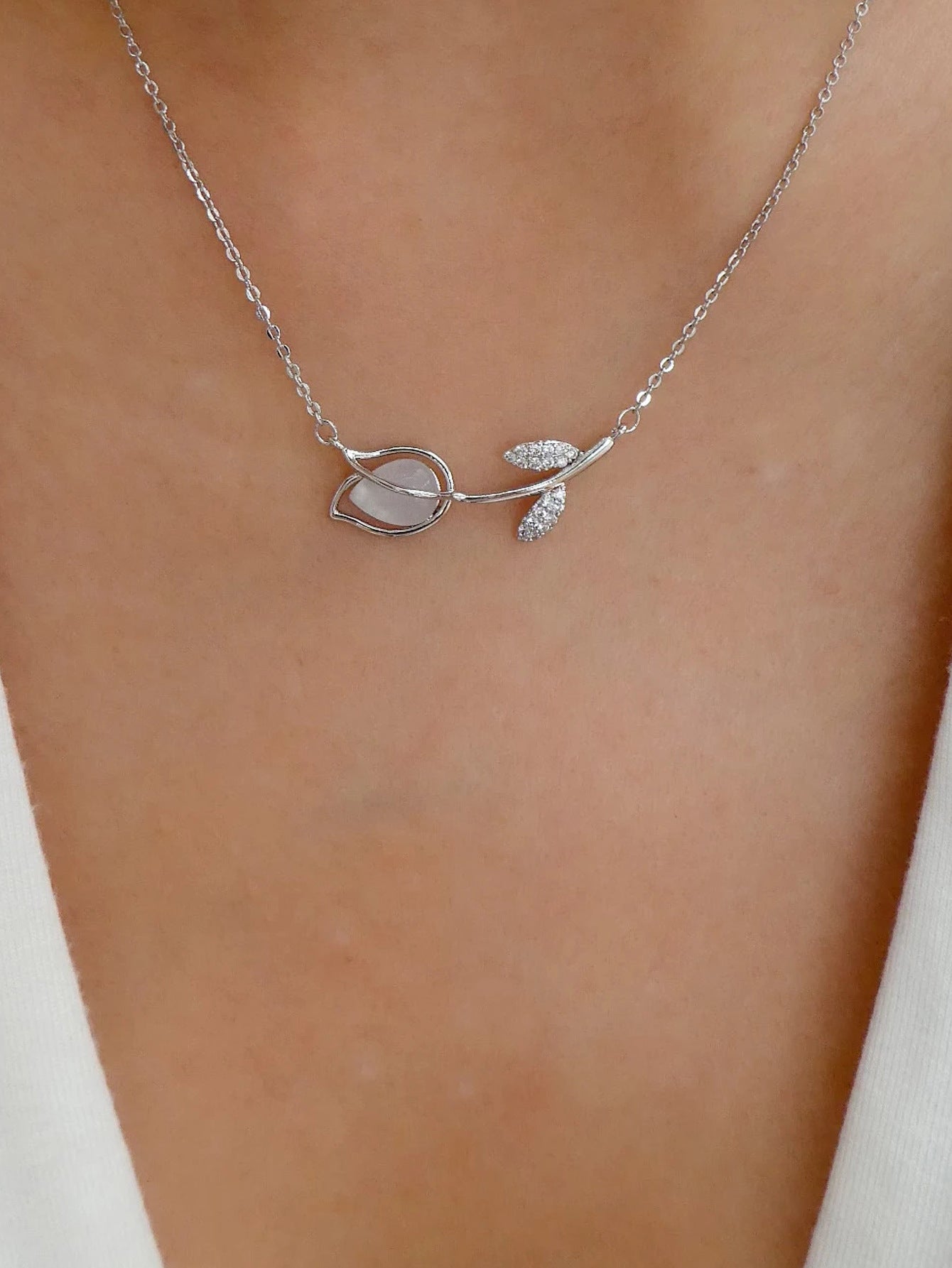 Simple Fashion Double-Layer Alloy Star and Moon Pendant Necklace