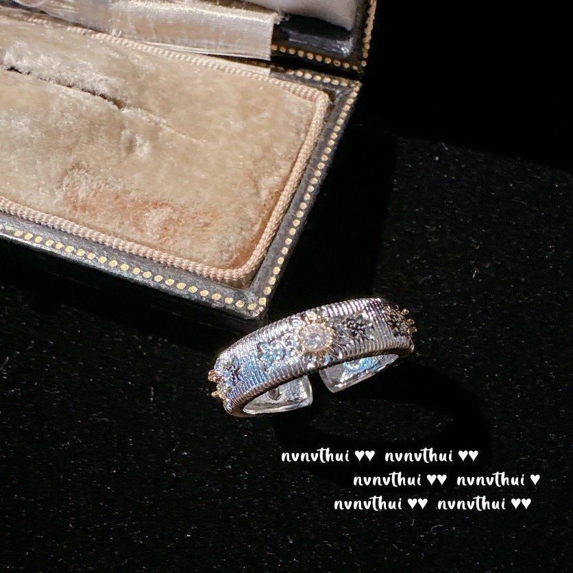 Skull Punk Adjustable Men's Cowhide Bracelet & Textured Gold Plated Rainbow Zircon Ring Set