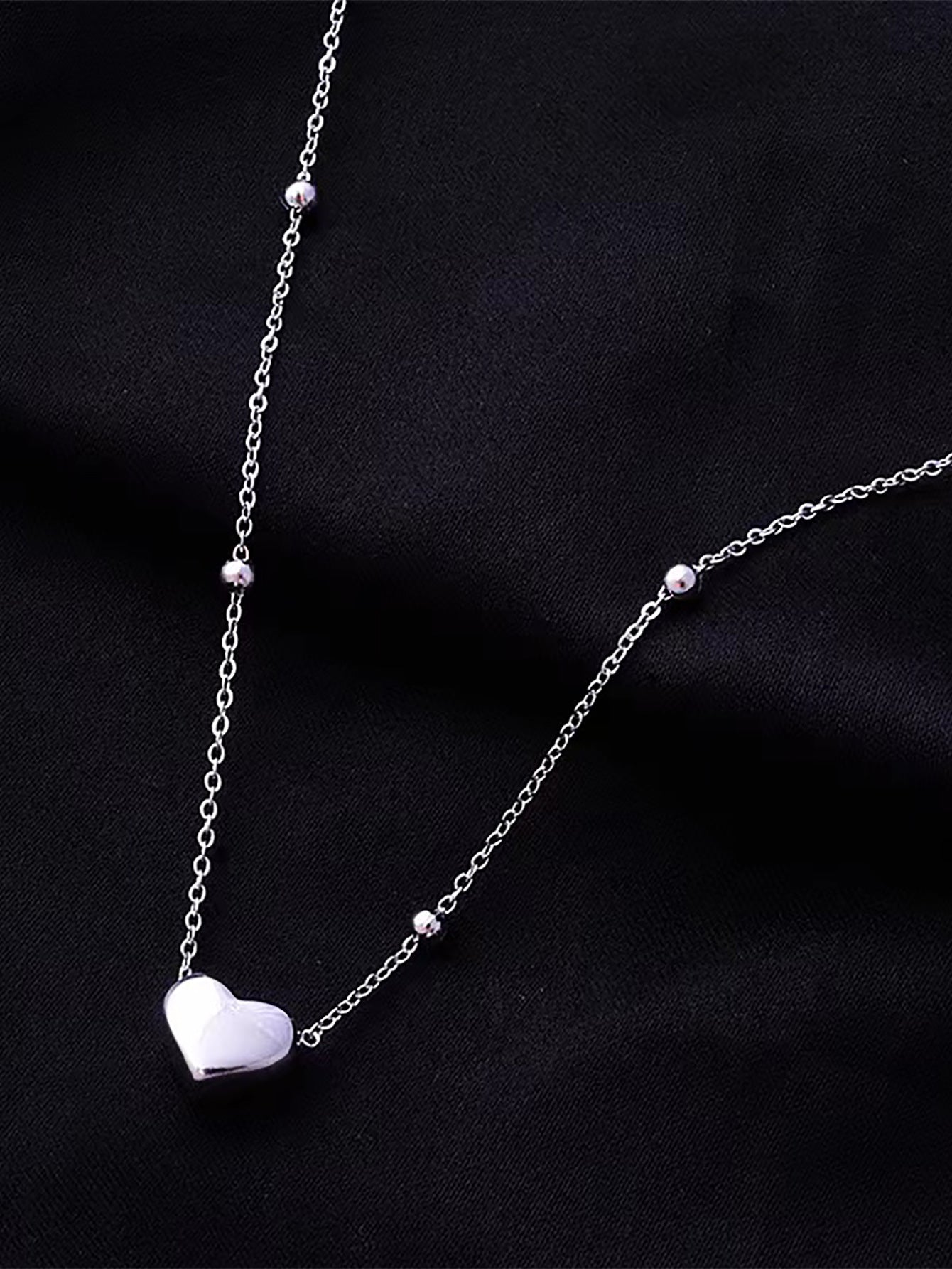 Titanium Steel Gold Heart Pendant Necklace for Women