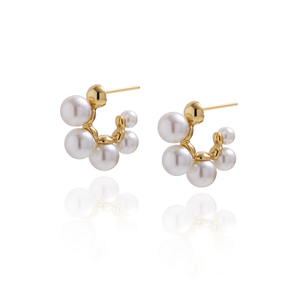 Retro Geometric Pearl Alloy Earrings with 18k Gold Plating