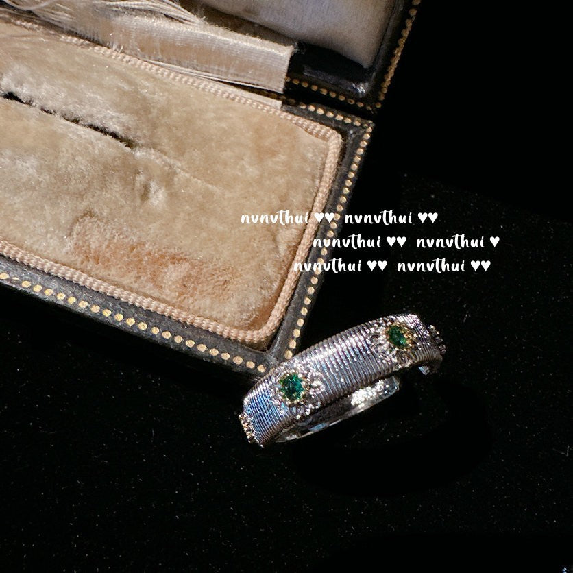 Skull Punk Adjustable Men's Cowhide Bracelet & Textured Gold Plated Rainbow Zircon Ring Set