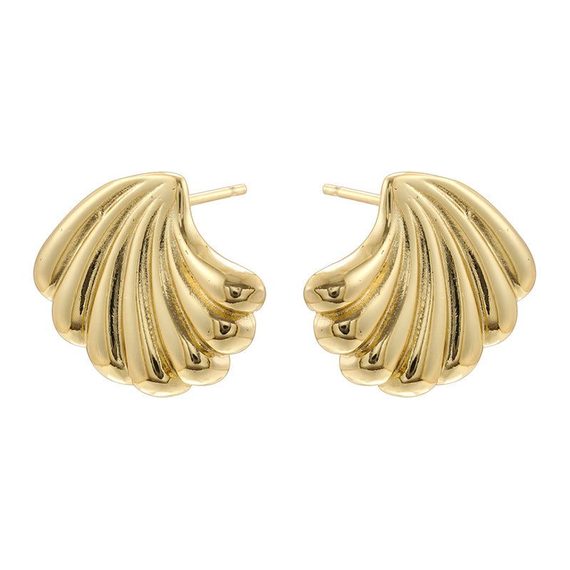 1 Pair Vintage Style 18K Gold Plated Sector Square Copper Ear Studs with Shell Stripe Texture Heart Hoops