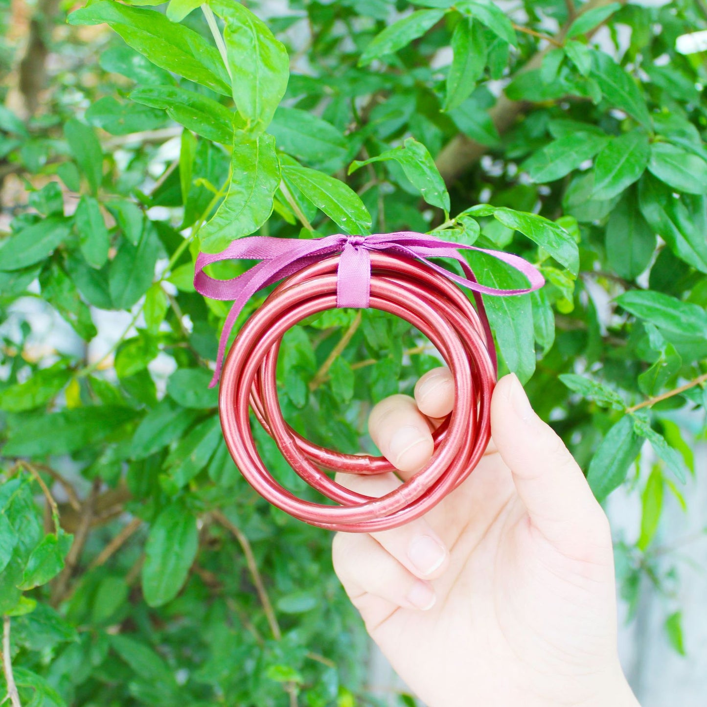 Simple Circle Gold Foil Women's Bangle Bracelet