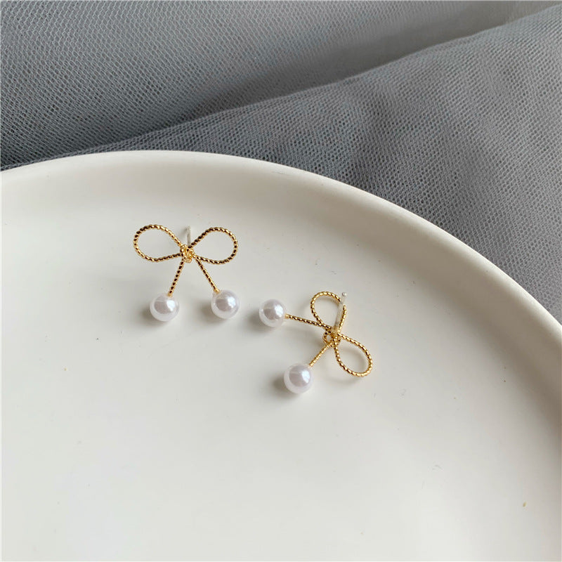 Elegant Bow Knot Shell & Rhinestone Flower Butterfly Women's Earrings - 1 Pair