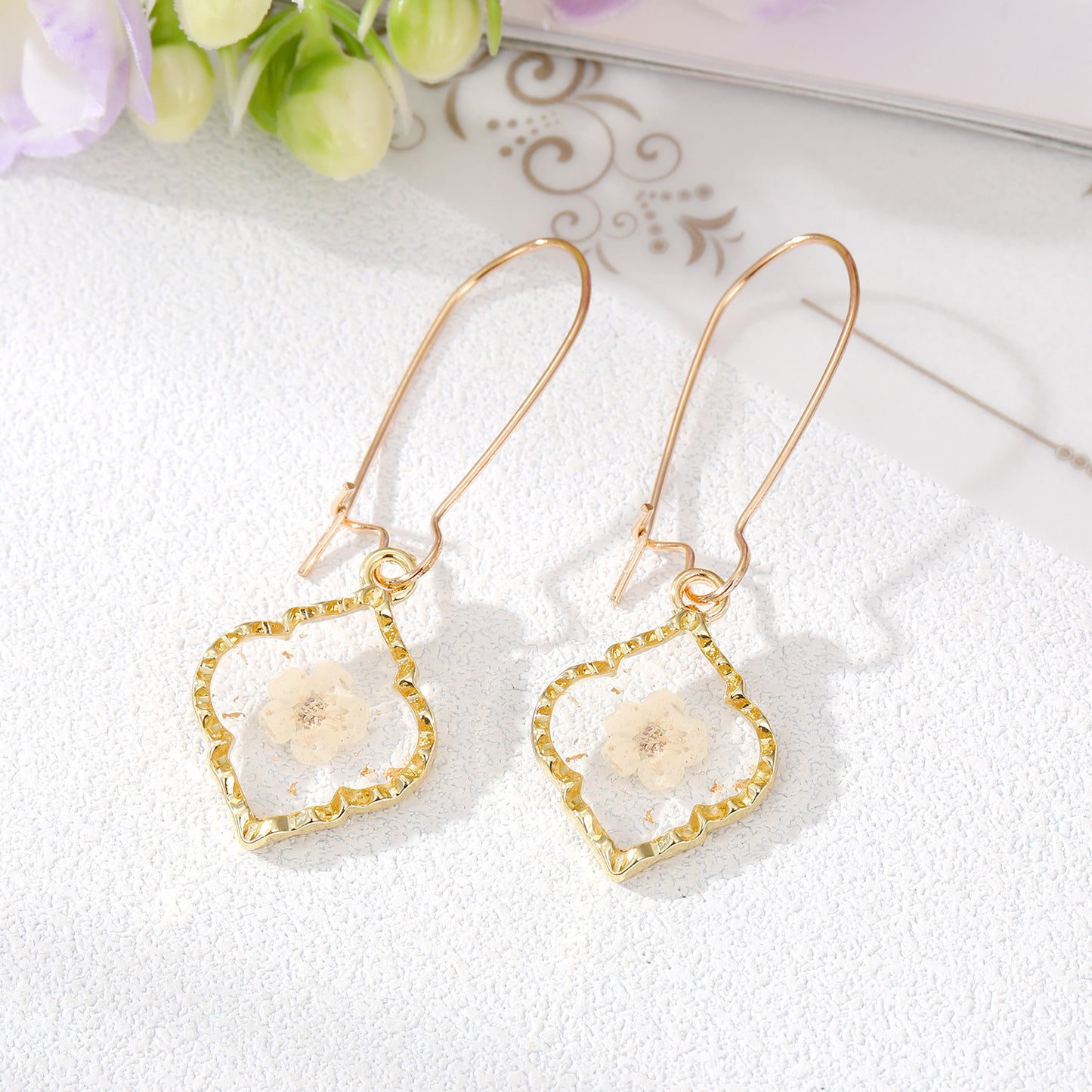 Women's Geometric Floral Alloy Resin Drop Earrings with Gold Edging