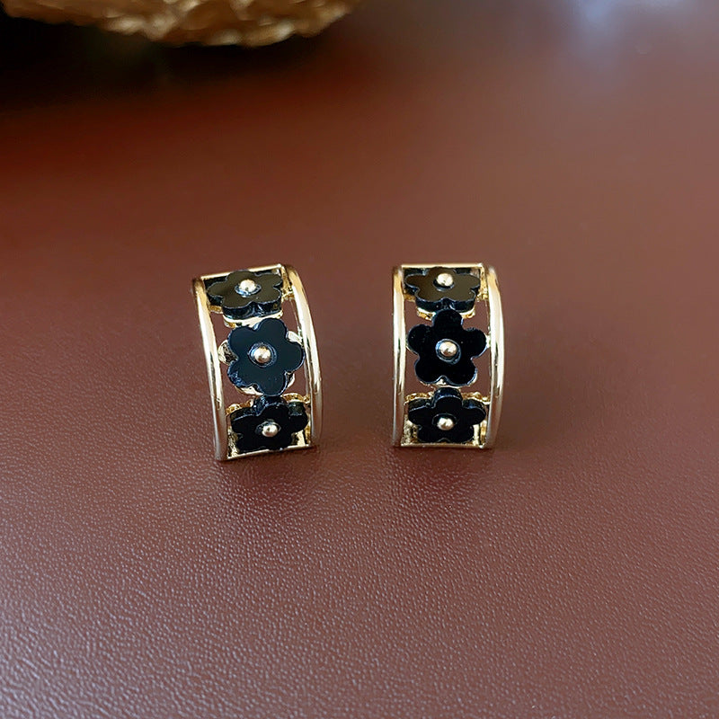 Elegant C-Shape Flower Alloy Women's Earrings
