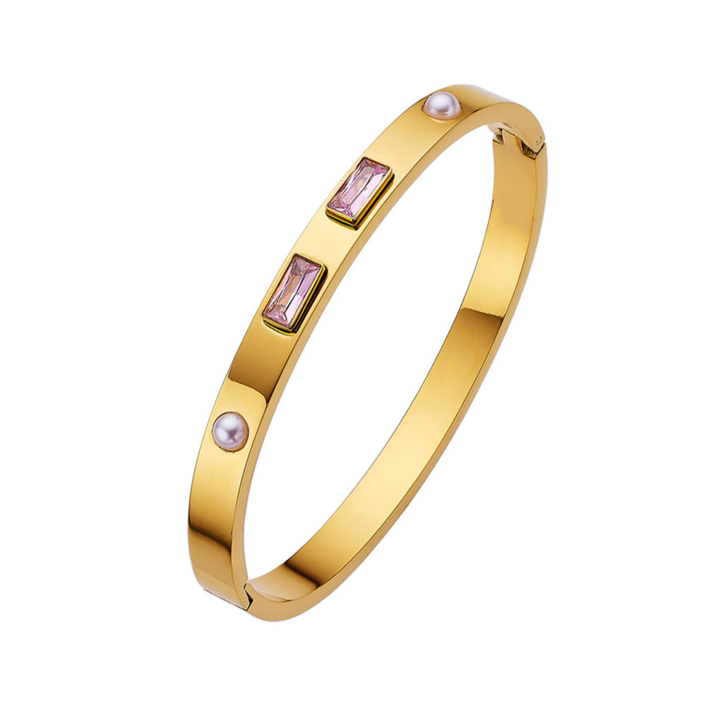 Simple Heart Shape Diamond Gold-Plated Titanium Steel Bangle Bracelet
