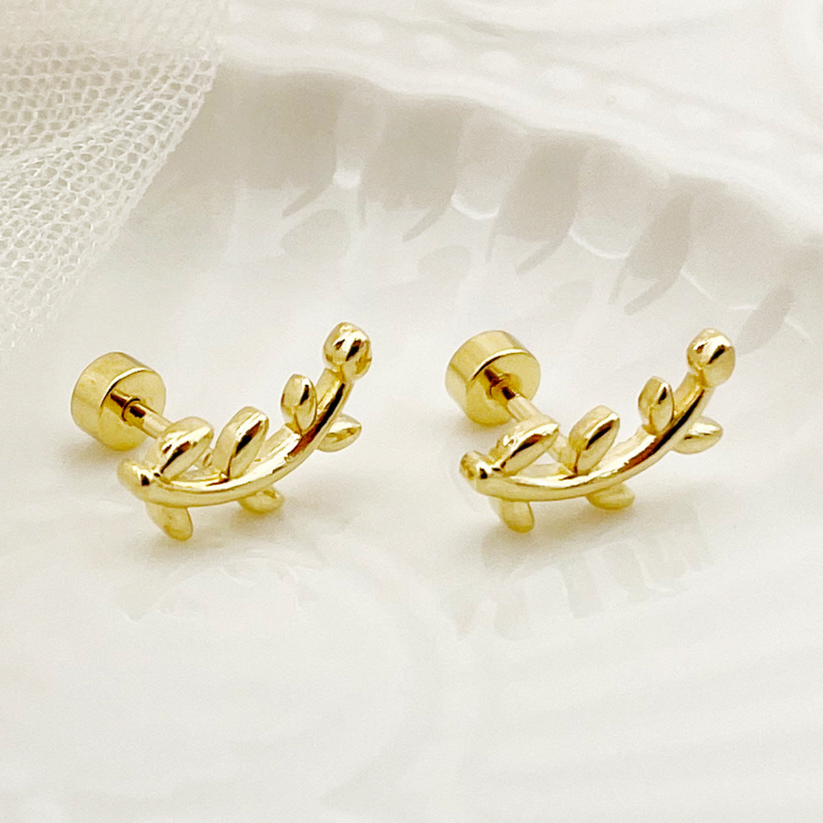 1 Pair Minimalist Star Moon Heart Shape 14k Gold Plated Stainless Steel Stud Earrings