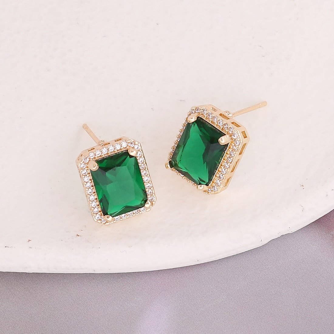 Copper Micro-inlaid Zircon Square Emerald Pendant Necklace and Earrings Set