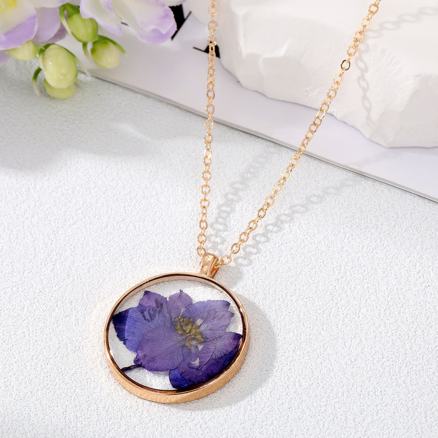 Women's Floral Alloy Necklace with Real Flower Pendant