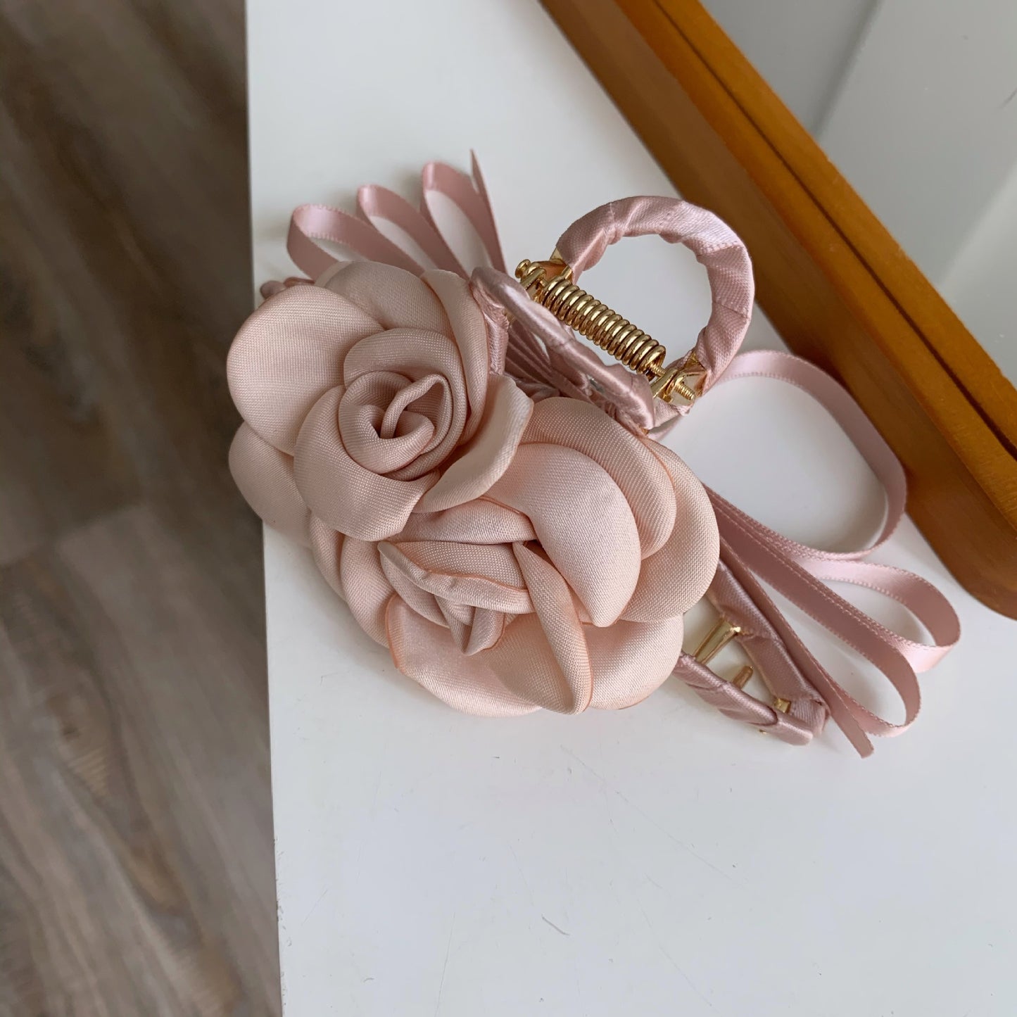 Women's Floral Cloth Hair Claw Clip