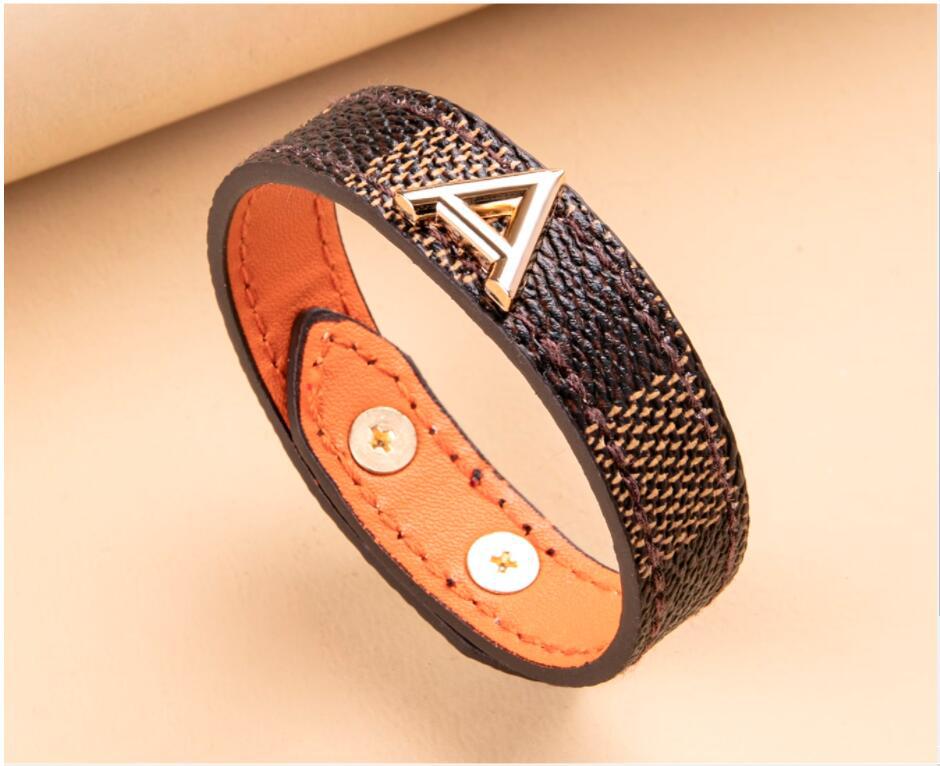 Fashion Plaid PU Leather V-Shaped Bangle with Alloy Metal Button