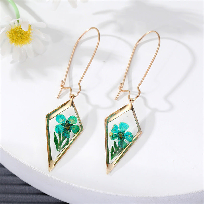 New Creative Geometric Dried Flower Epoxy Pendant Earrings