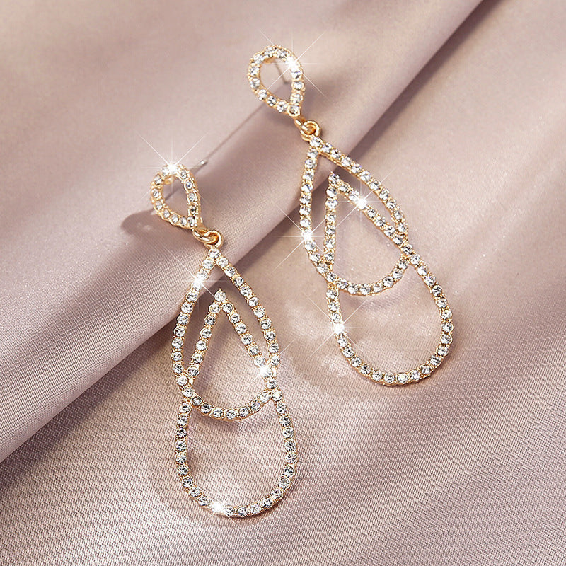 Fashion Geometric Long Diamond Cross Oval Alloy Earrings