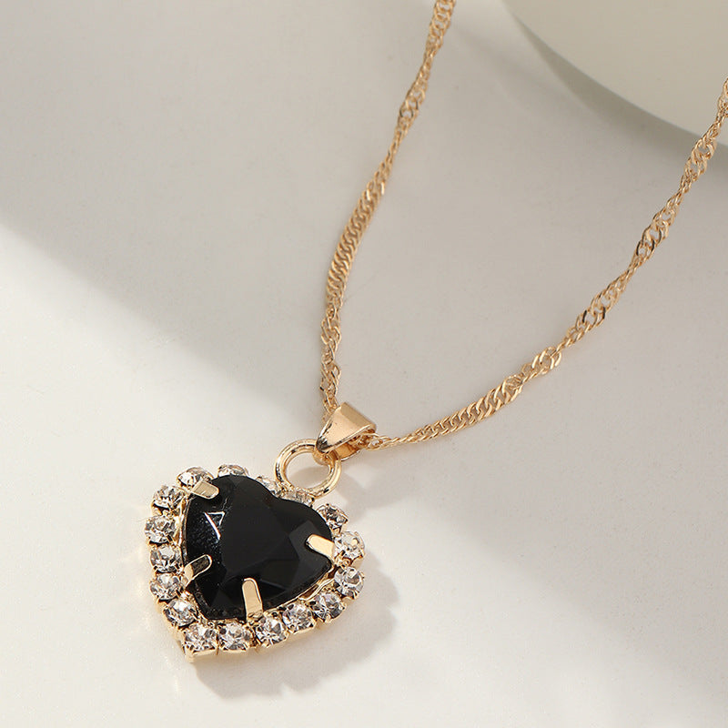 Fashion Zircon Glass Heart Pendant Necklace