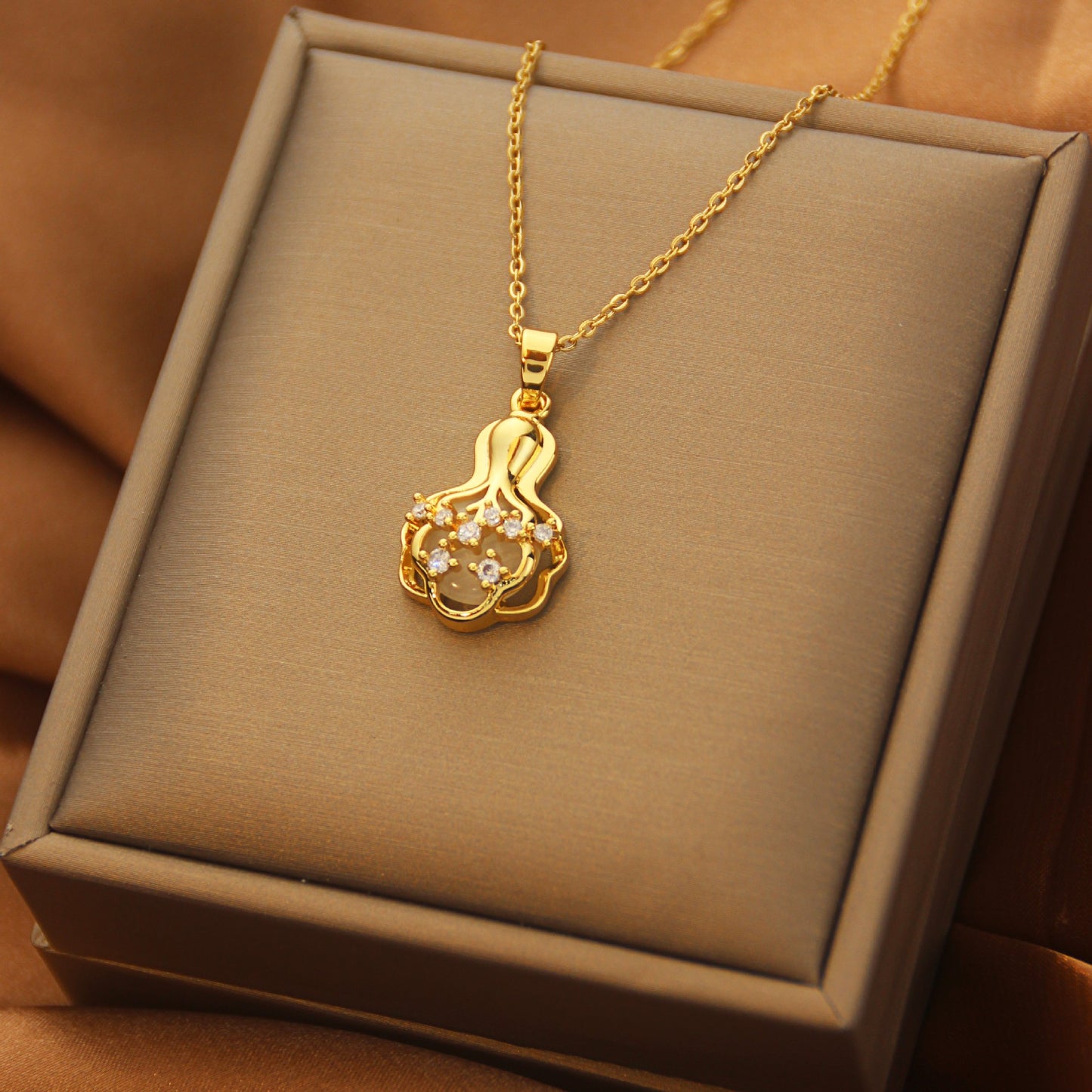 Elegant Maple Leaf Heart Titanium Steel Zircon Cross Pendant Necklace
