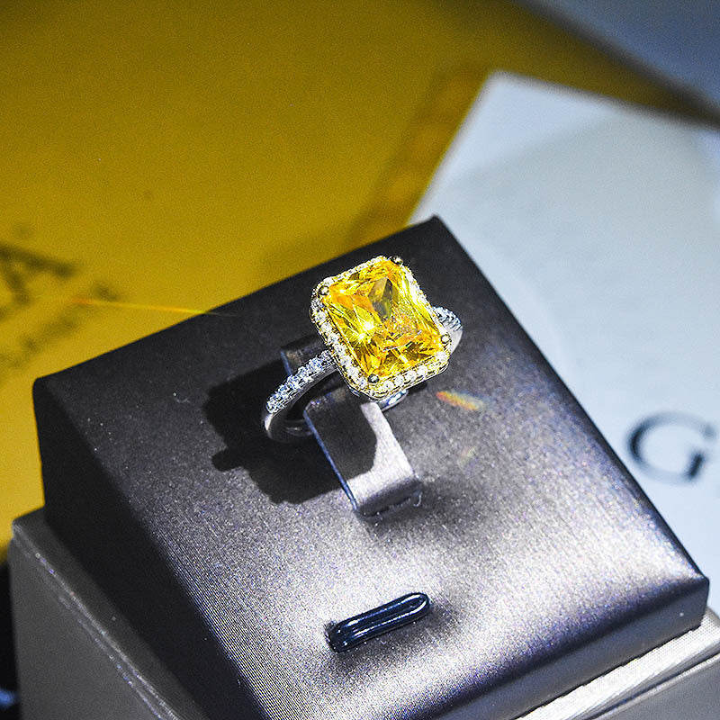European American Luxury Yellow Diamond Two-Tone Princess Square Pink Crystal Engagement Ring for Women