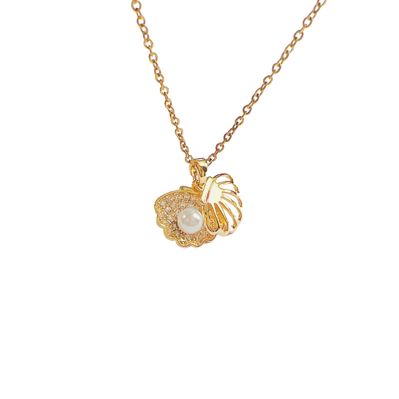 Modern Shell Pearl Titanium Steel Pendant Necklace