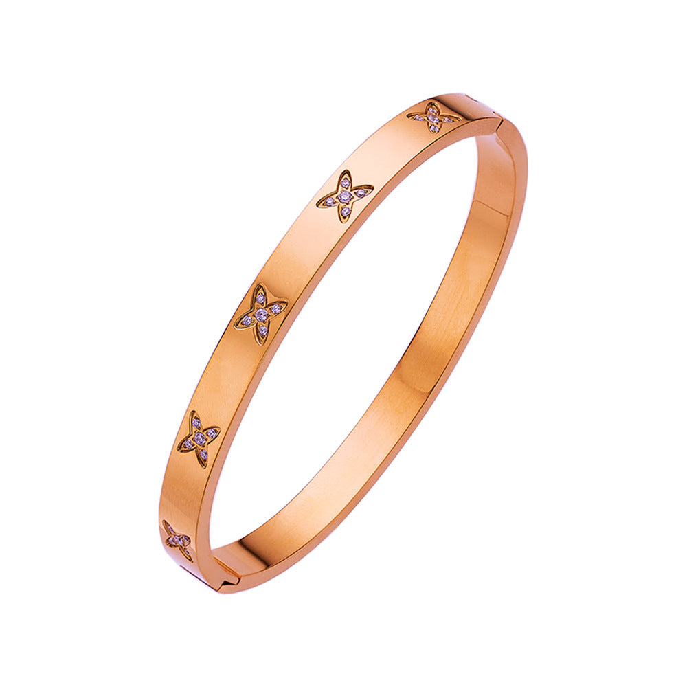 Simple Heart Shape Diamond Gold-Plated Titanium Steel Bangle Bracelet